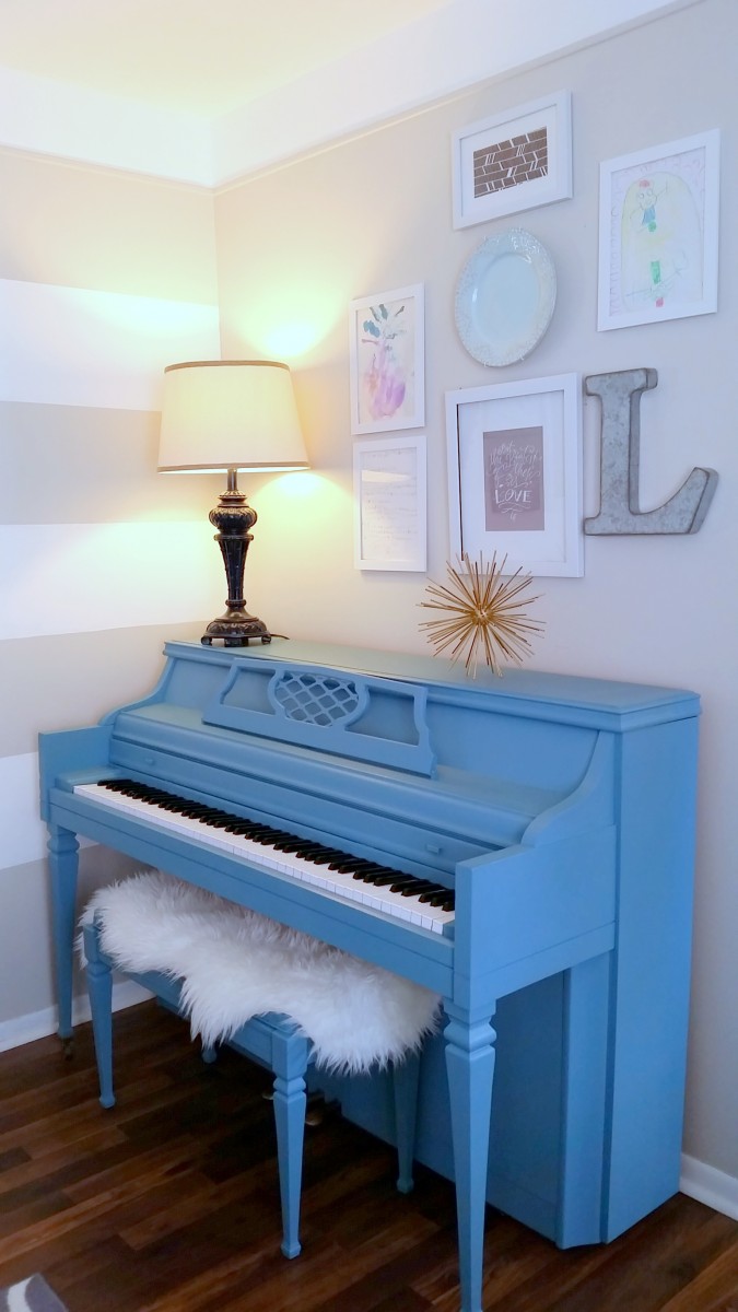 painted piano using diy chalk paint
