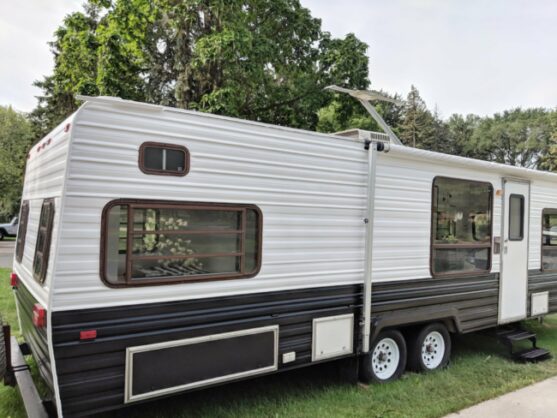 For Sale: 1987 Vintage Trailer All Things with Purpose Sarah Lemp 14