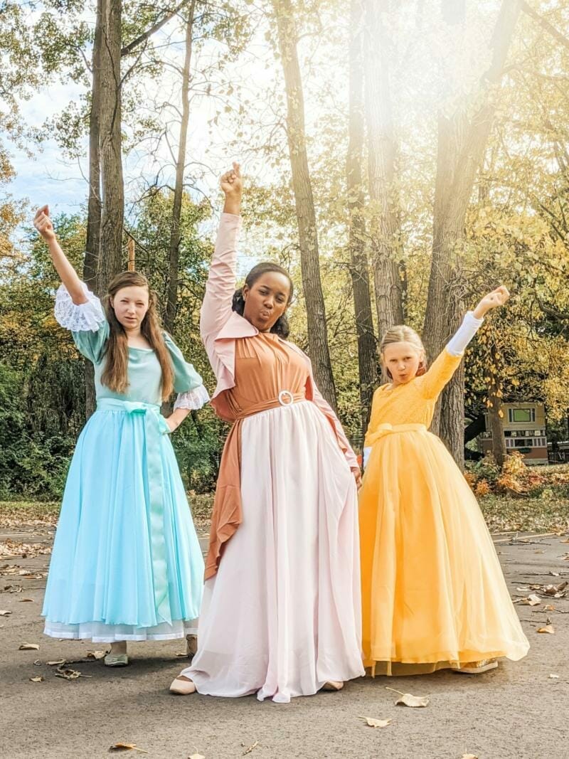 Schuyler sales sisters halloween
