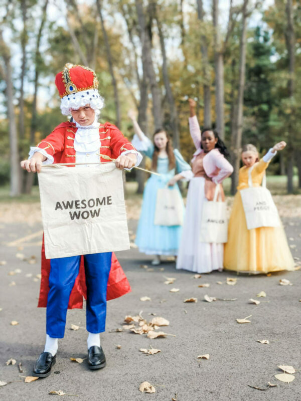DIY Hamilton Costumes! King and the Schuyler Sisters
