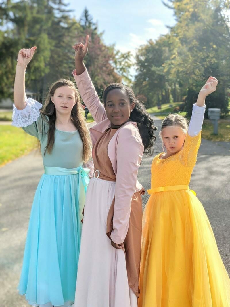 DIY Hamilton Costumes King George and the Schuyler Sisters