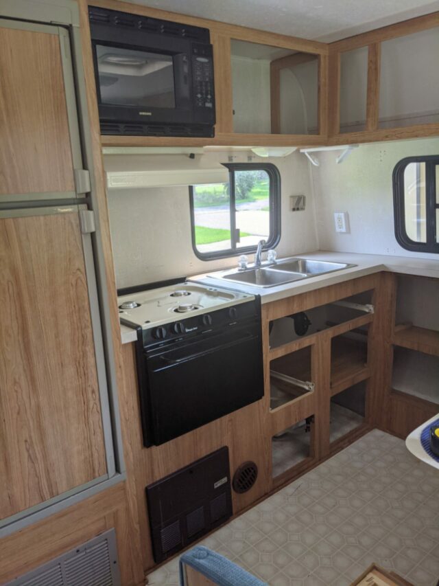How to Paint RV Cabinets the RIGHT Way
